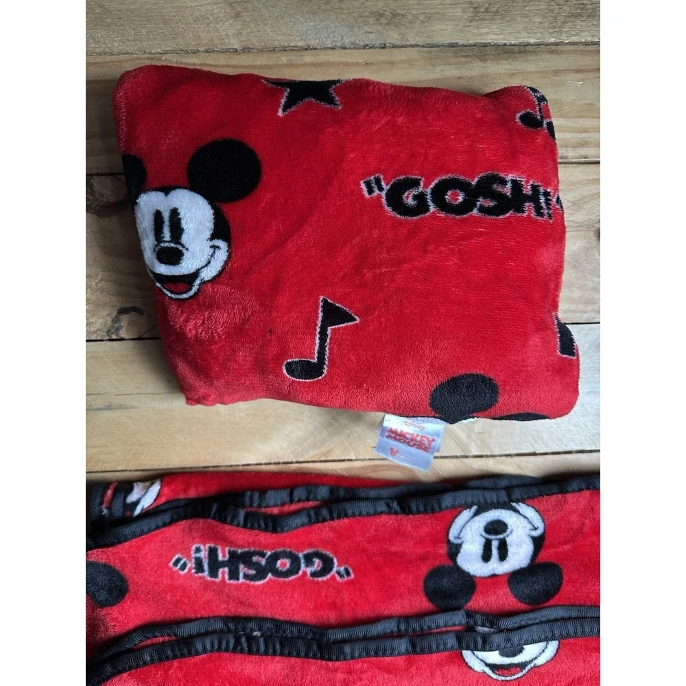 Disney Blanket Throw and Pillow Set Mickey Mouse Oh Boy Gosh Black Red 39 X 29